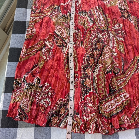 Vintage Maxi Crinkle Skirt, The Travel Collection - Picture 6 of 7